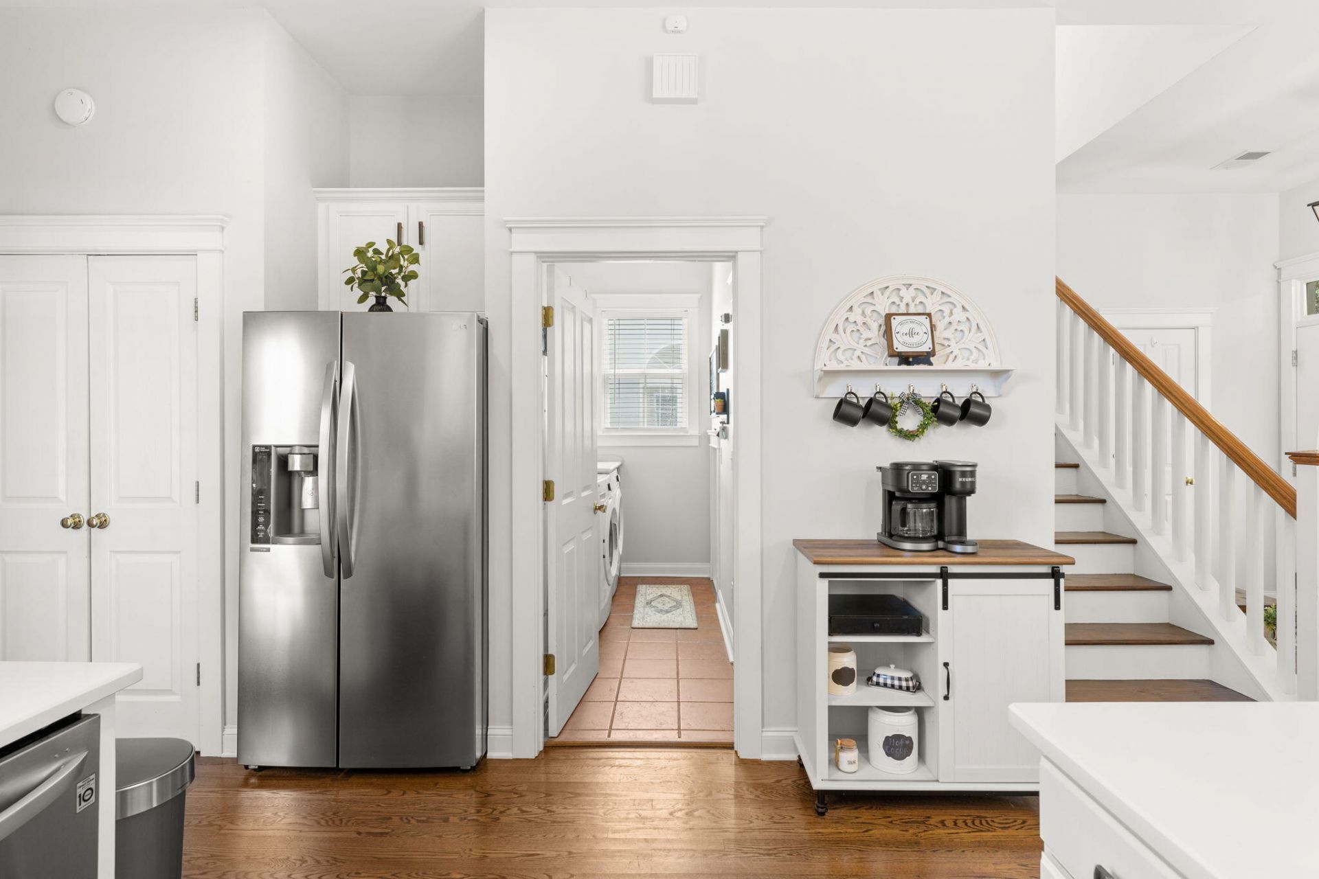 213 Hydrangea Street Photo 16