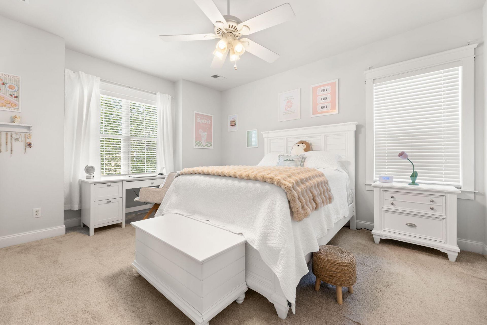 213 Hydrangea Street Photo 25