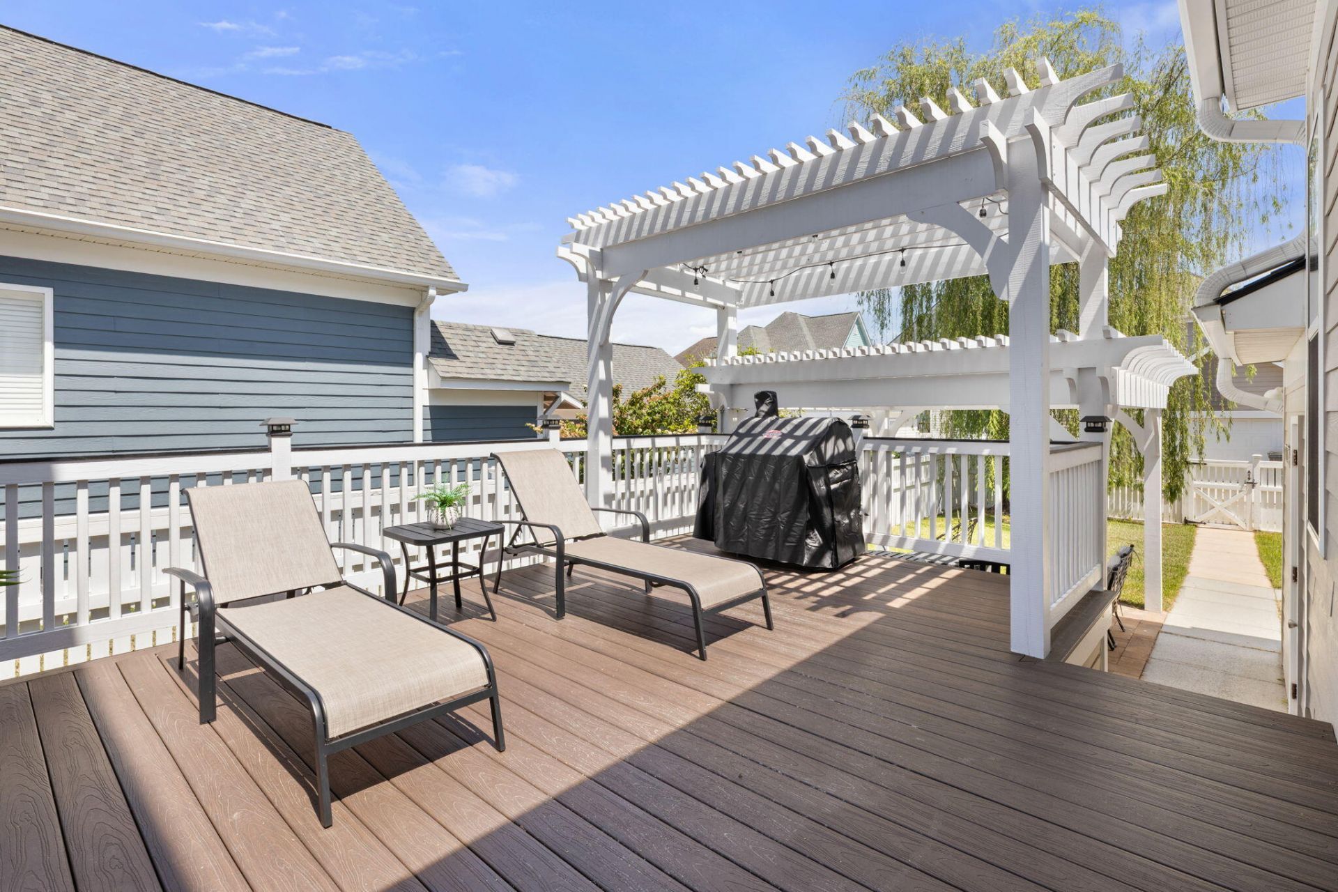 213 Hydrangea Street Photo 28