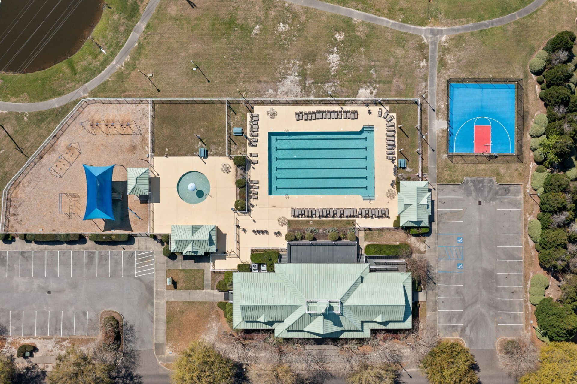 213 Hydrangea Street Photo 40