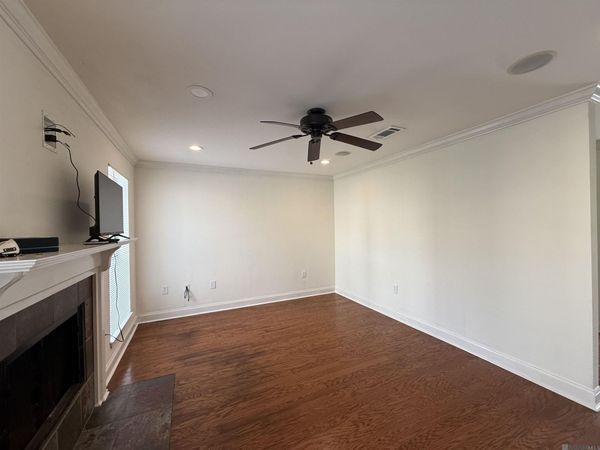 9843 Siegen Ln, Baton Rouge, LA 70810