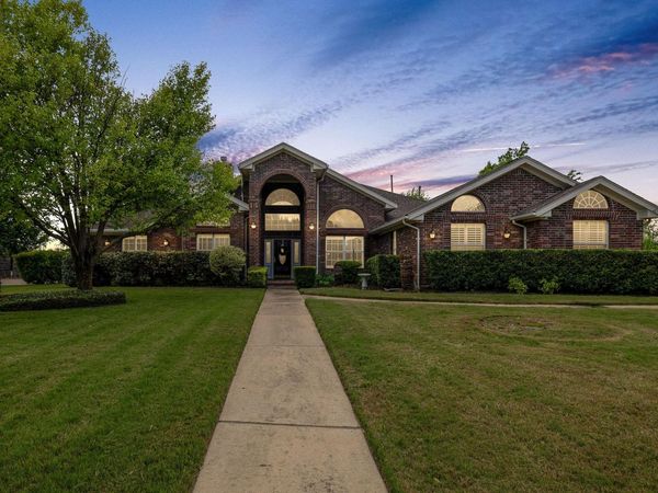 15 Meadow RUN, Round Rock, TX 78664