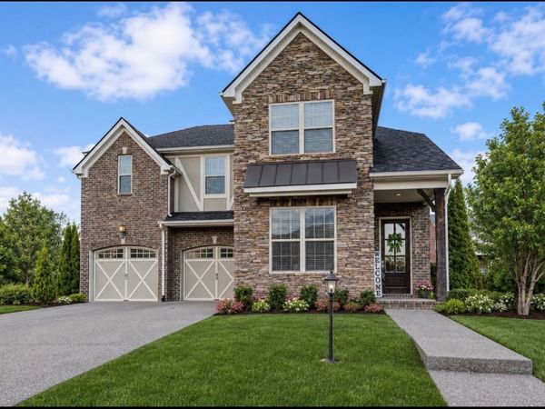 501 Lingering Way, Hendersonville, TN 37075