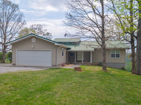 1927 Laurel Lake Dr, Monteagle, TN 37356