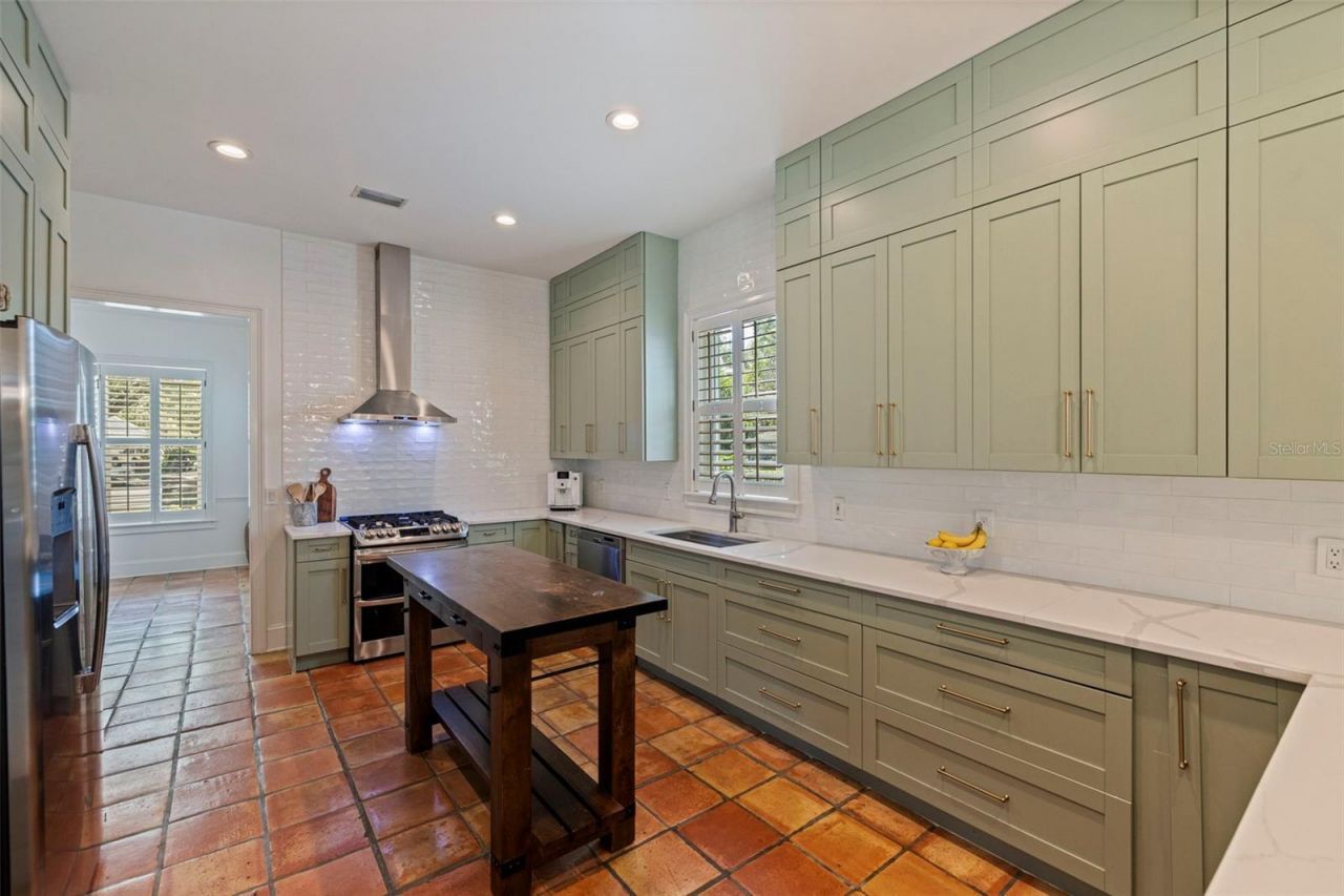 6509 Stonington Drive S, Tampa, FL 33647 Photo