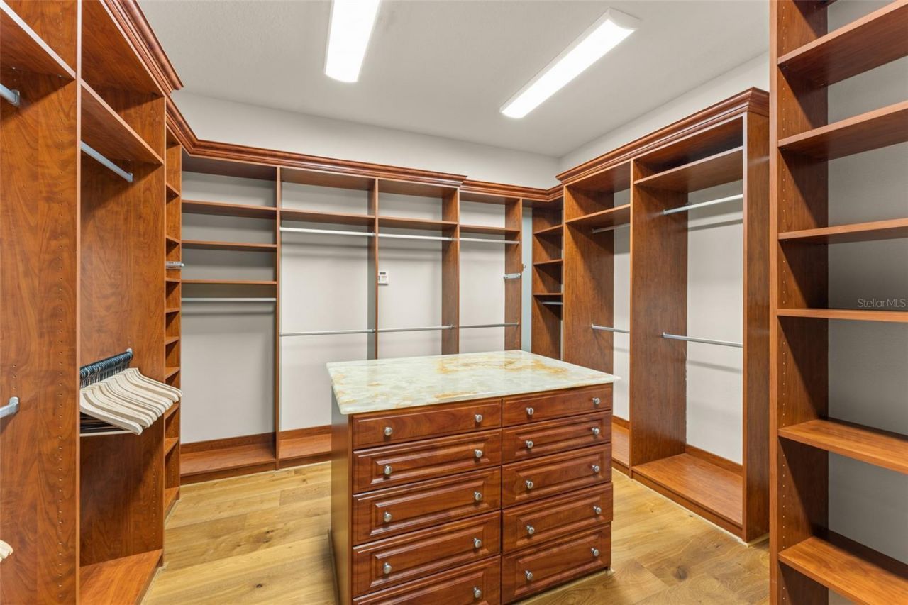 9713 Endicott Court, Windermere, FL 34786 Photo