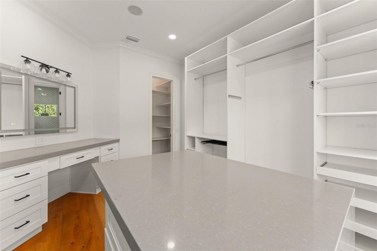 9713 Endicott Court, Windermere, FL 34786 Photo