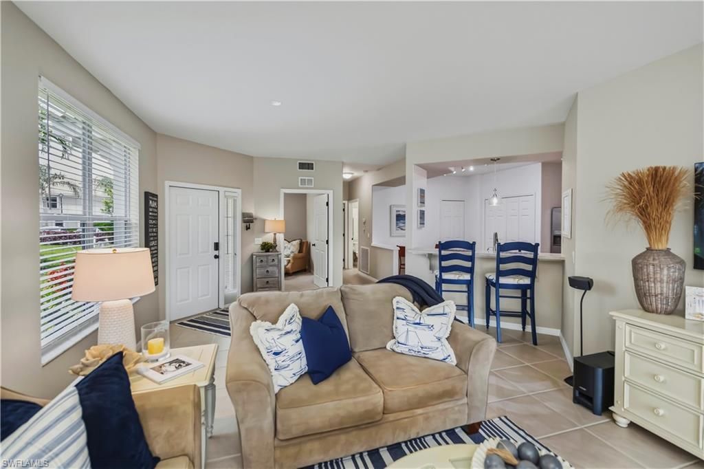 10109 Colonial Country Club Blvd, Unit 2401, Fort Myers, FL 33913 Photo