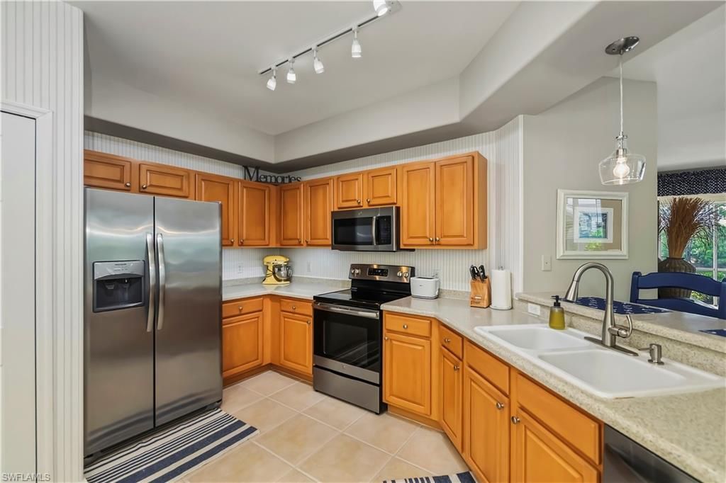 10109 Colonial Country Club Blvd, Unit 2401, Fort Myers, FL 33913 Photo