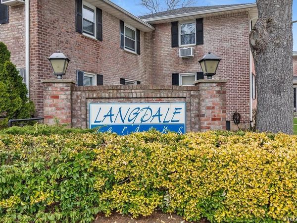 8143 268th Street , Unit 292B, Floral Park, NY 11040