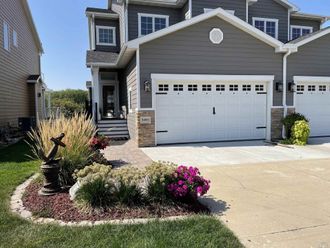349 B Lakeshore Dr. McCook Lake, SD 57049
