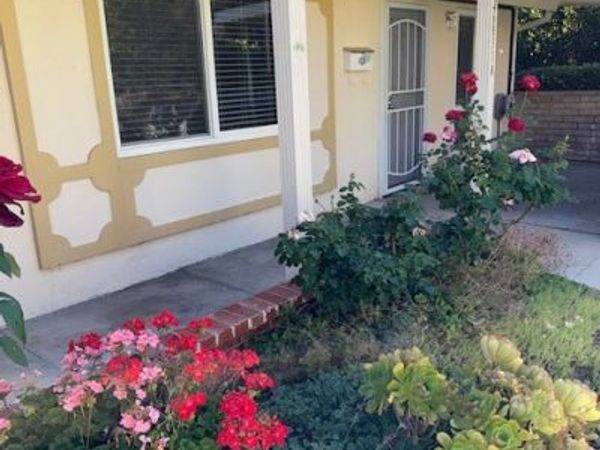 26831 Avenue Of The Oaks, Unit A, Newhall, CA 91321