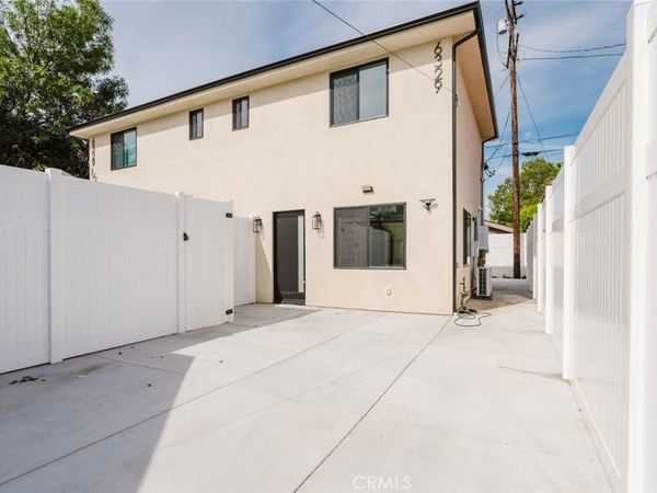 6327 Ranchito, Van Nuys, CA 91401