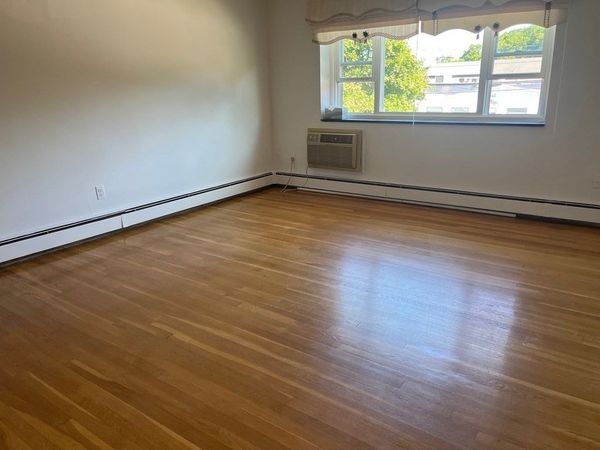 366 Elliot St, Unit 9, Newton, MA 02464