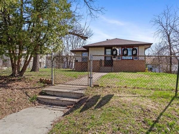 5347 4th Street NE, Fridley, MN 55421