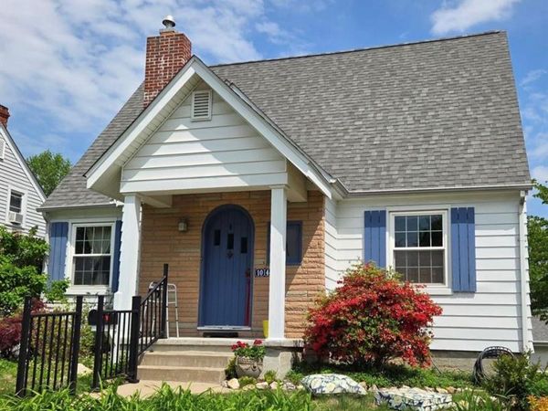 1044 Tompkins Street , St Charles, MO 63301