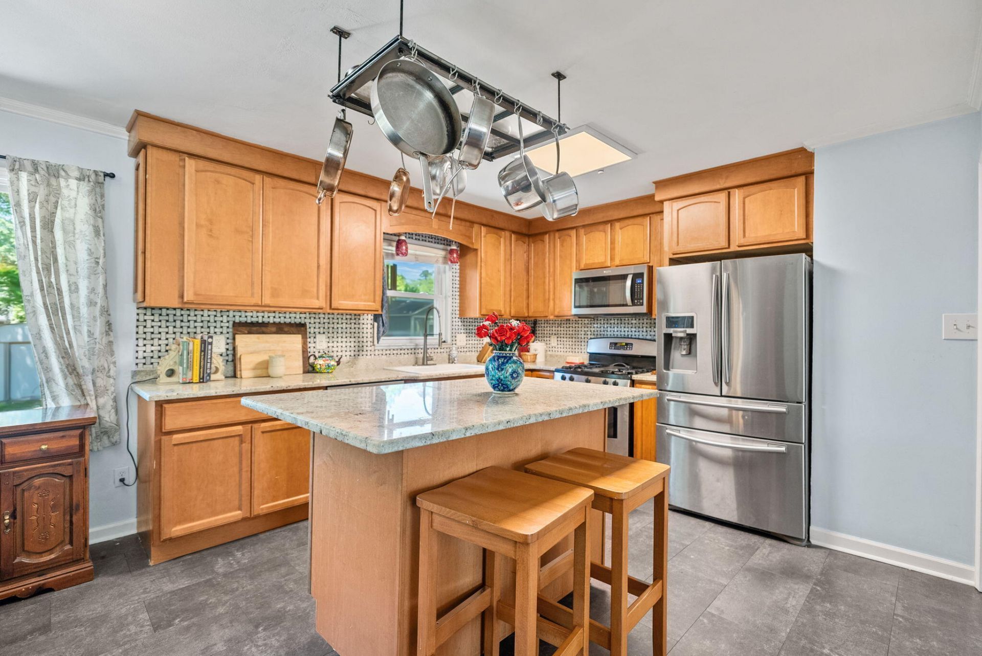 512 Dogwood Circle Photo 12