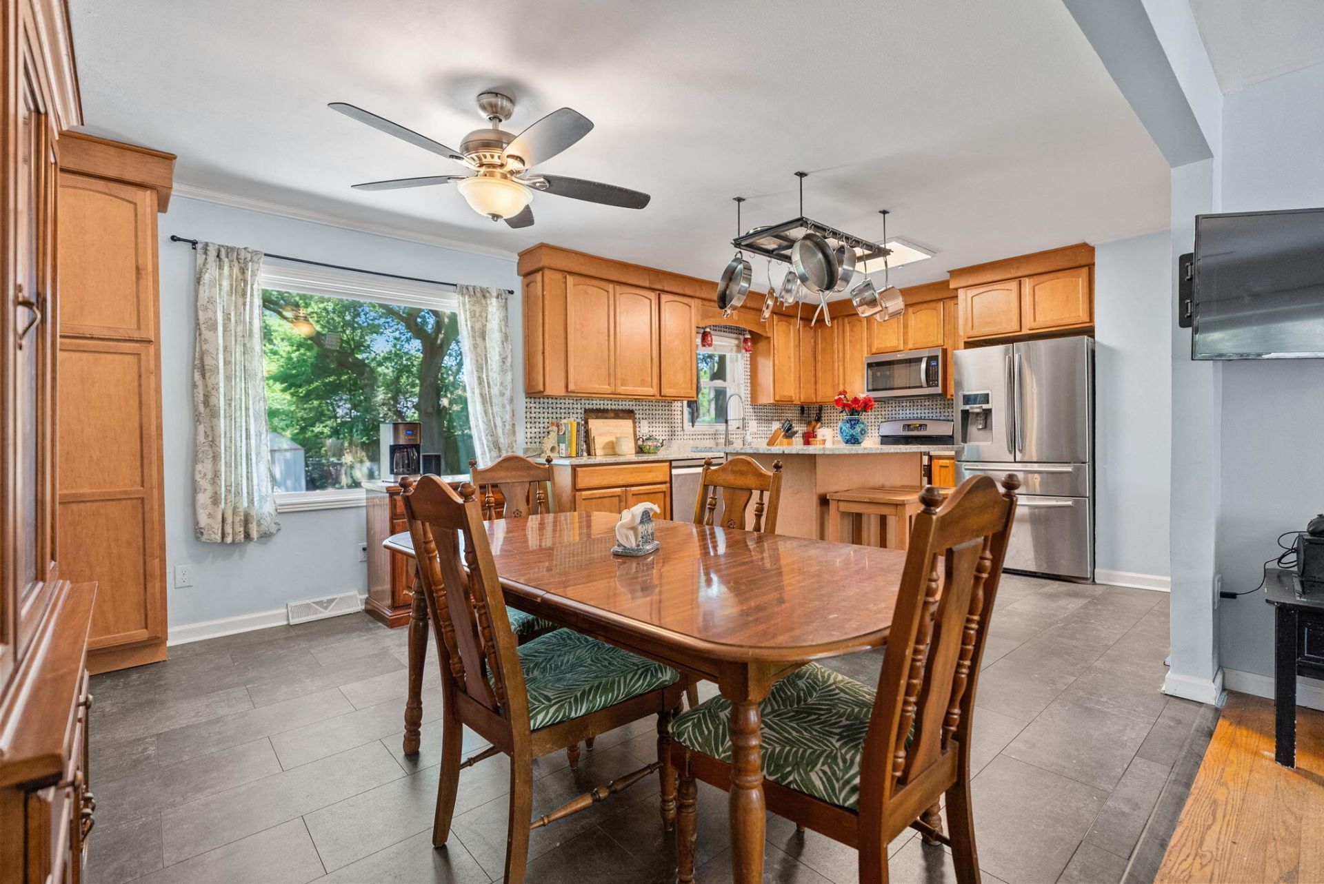 512 Dogwood Circle Photo 13