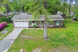 512 Dogwood Circle photo 4