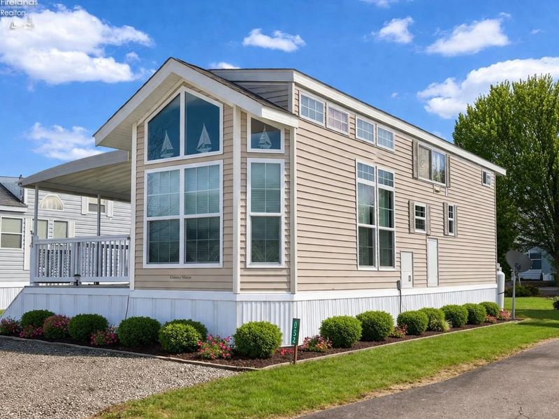 1920 S Bayshore, Unit 52, Marblehead, OH 43440 Photo 2