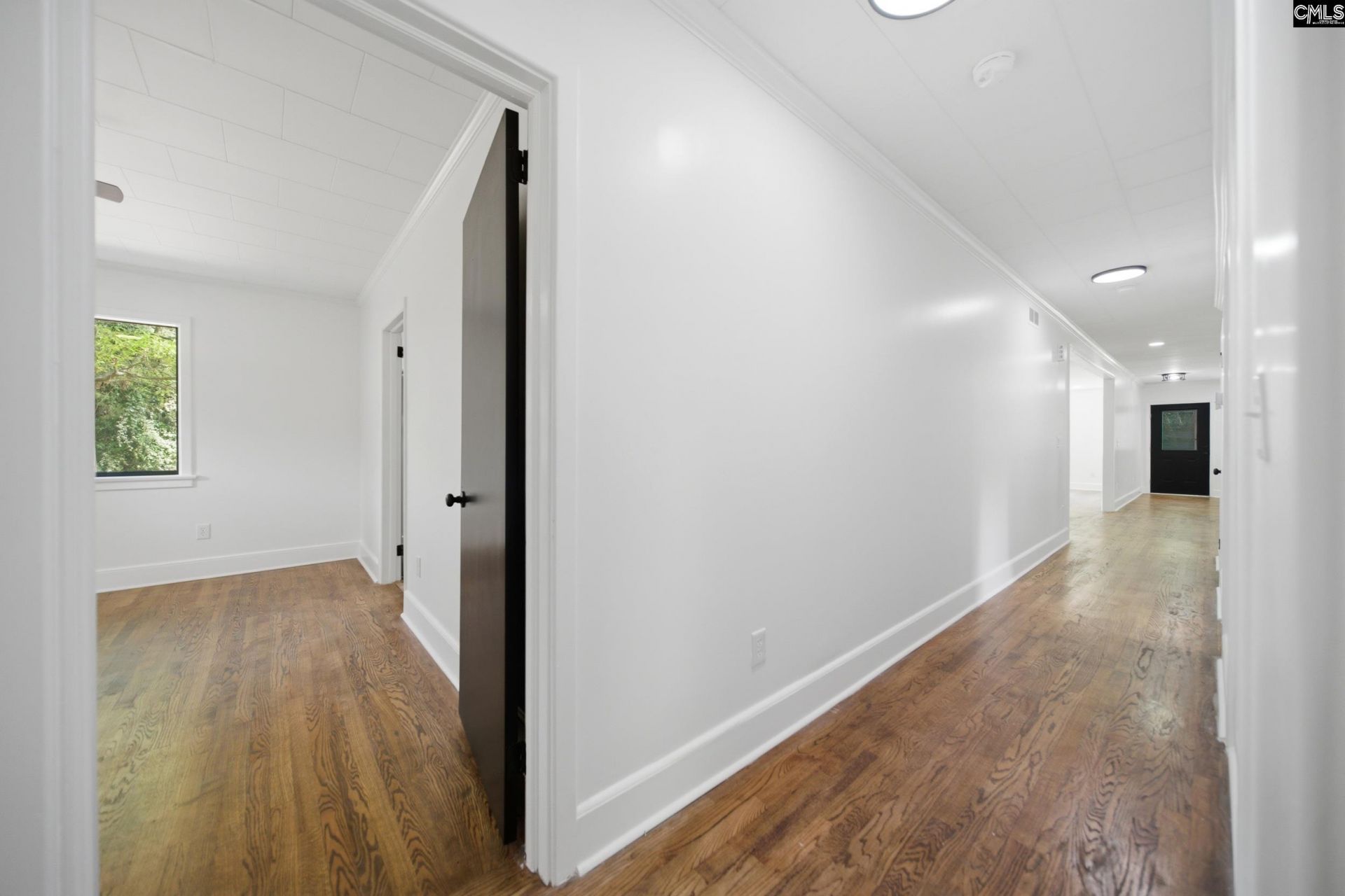 907 Amelia Street  Photo 21