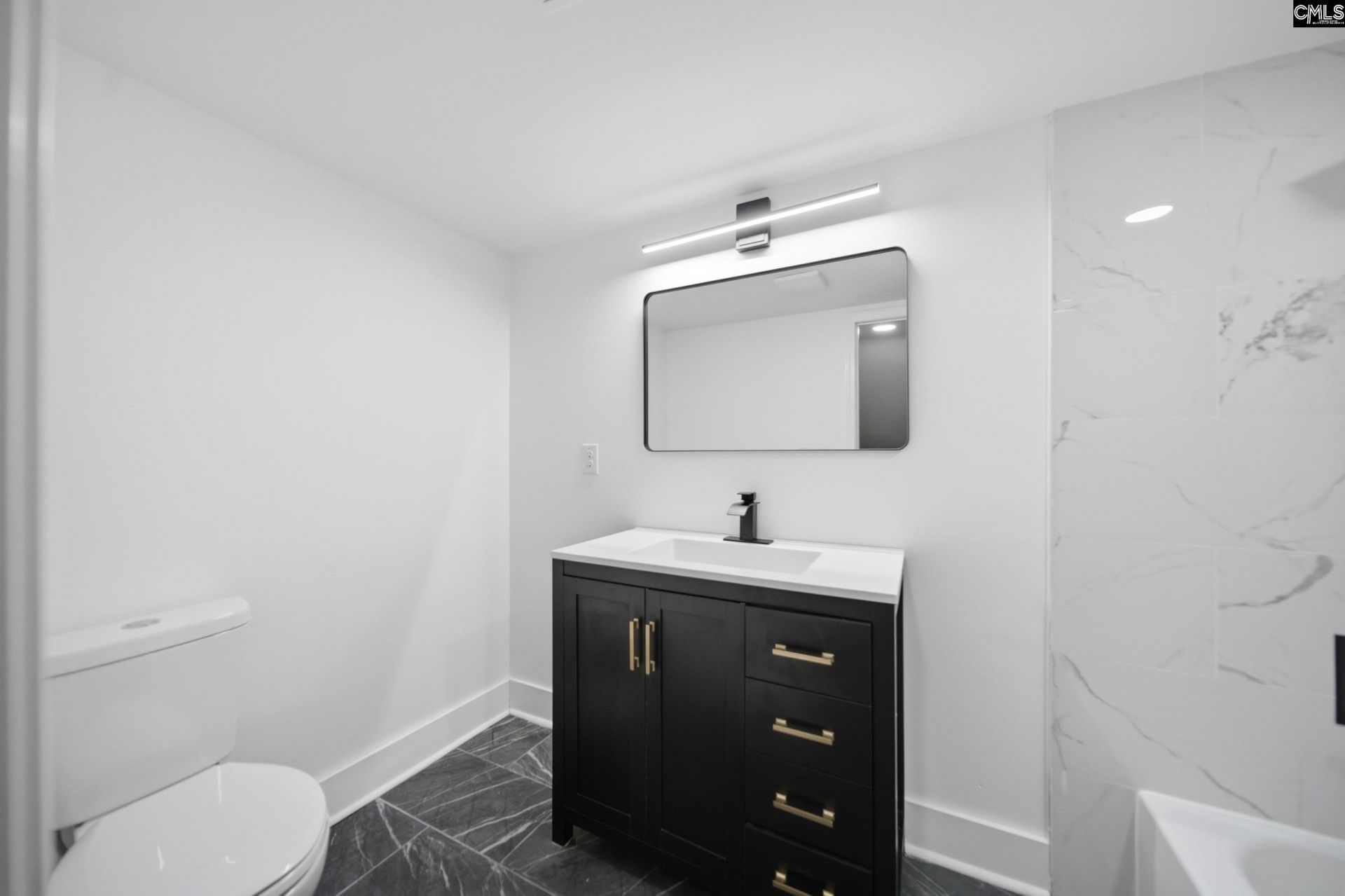 907 Amelia Street  Photo 34