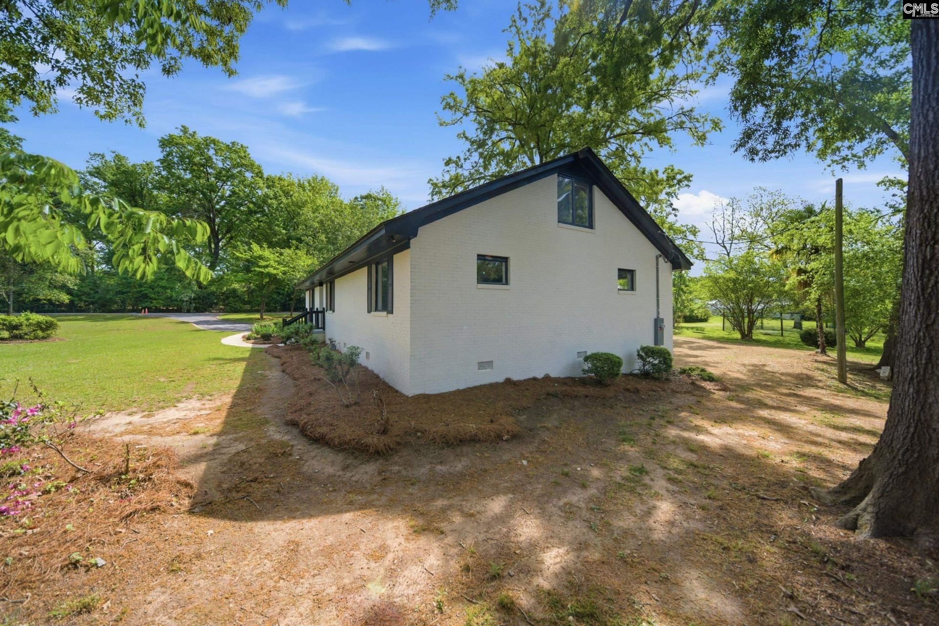 907 Amelia Street  Photo 45