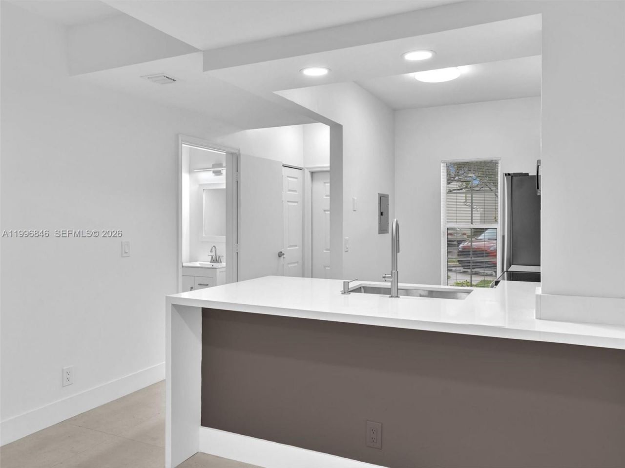 8 Key West Ct, Unit 8, Weston, FL 33326 Photo