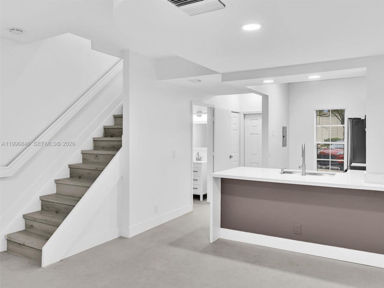 8 Key West Ct, Unit 8, Weston, FL 33326 Photo