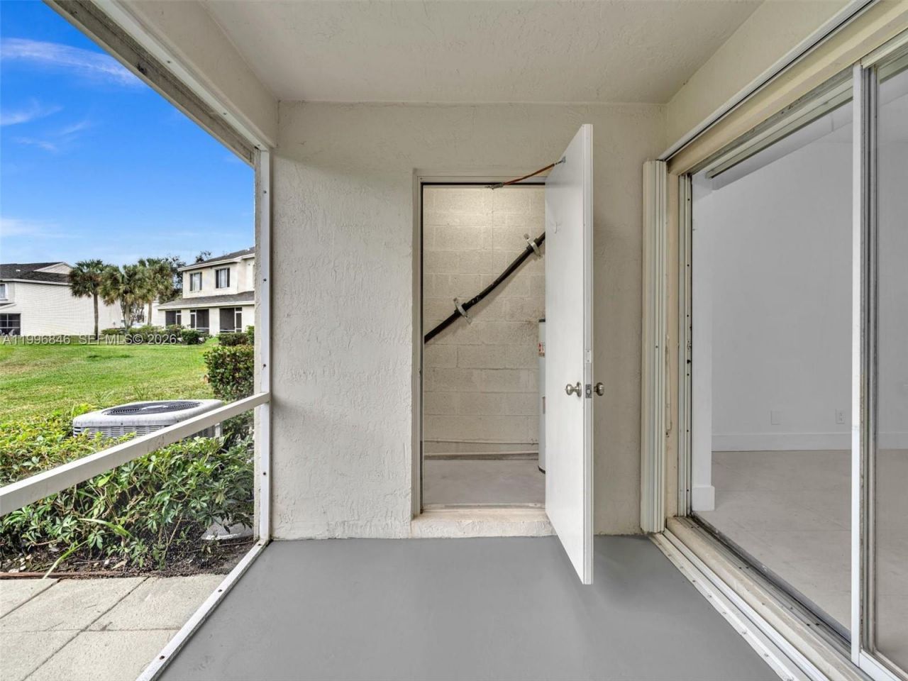 8 Key West Ct, Unit 8, Weston, FL 33326 Photo