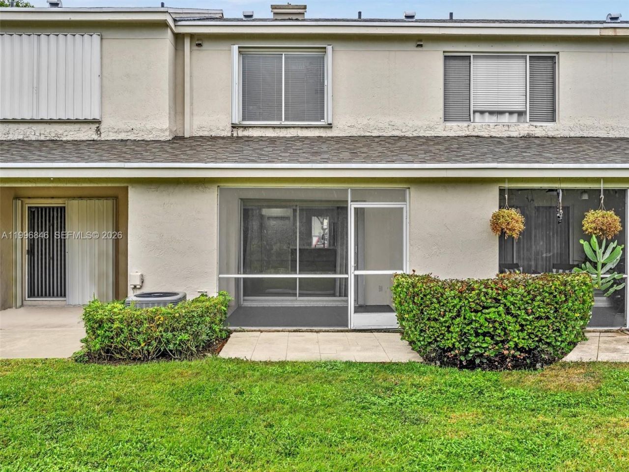 8 Key West Ct, Unit 8, Weston, FL 33326 Photo