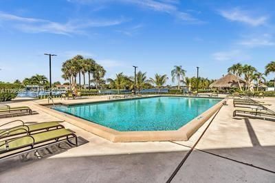 8 Key West Ct, Unit 8, Weston, FL 33326 Photo