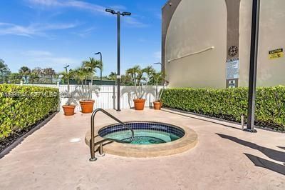 8 Key West Ct, Unit 8, Weston, FL 33326 Photo