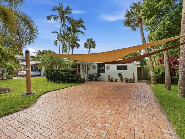 704 SW 14th St, Fort Lauderdale, FL 33315