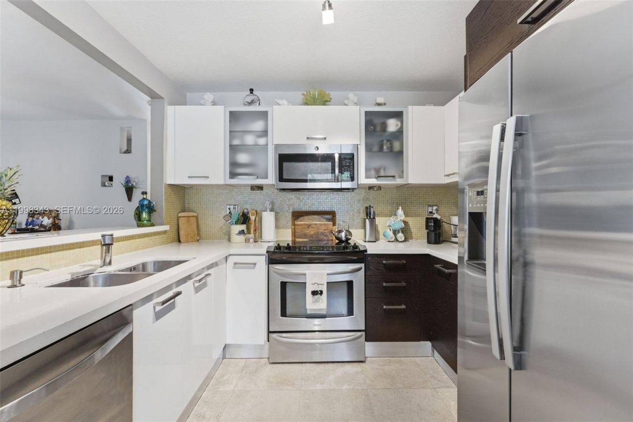 704 SW 14th St, Fort Lauderdale, FL 33315 Photo