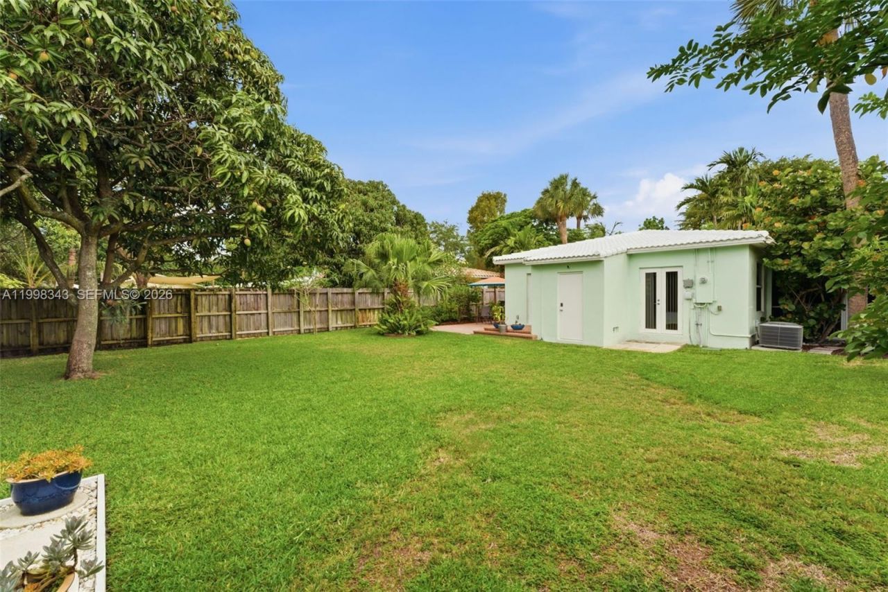 704 SW 14th St, Fort Lauderdale, FL 33315 Photo