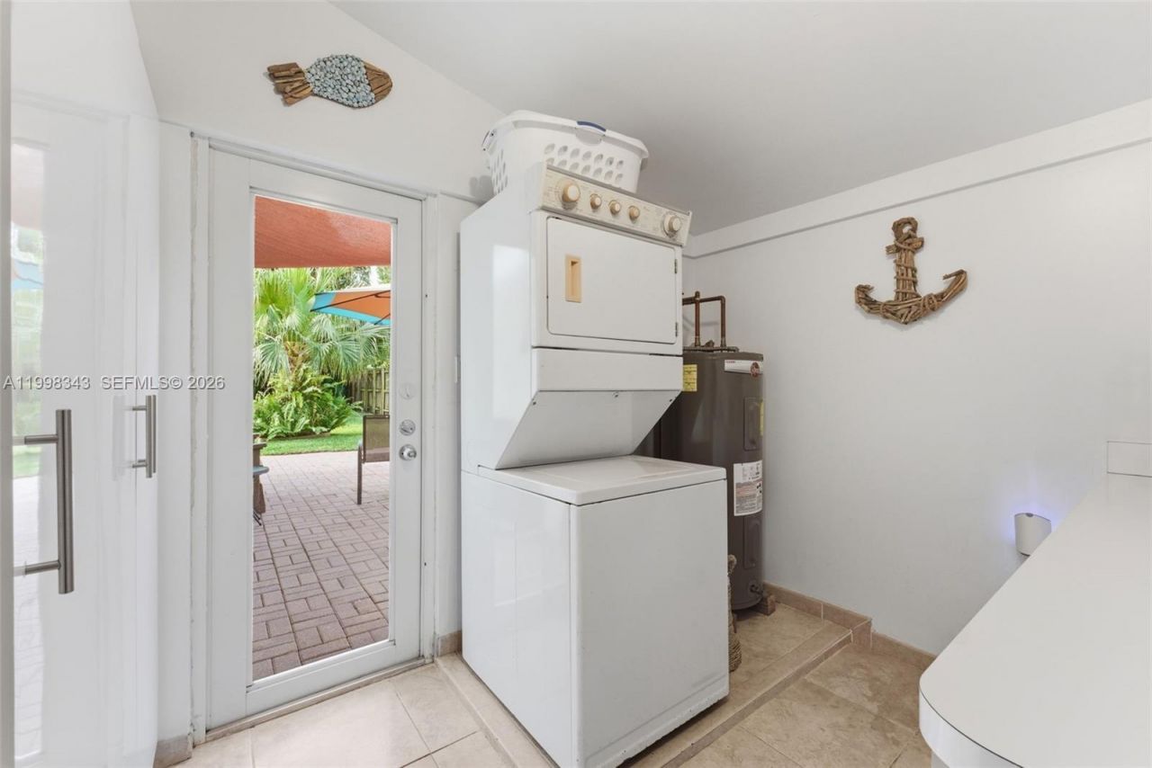 704 SW 14th St, Fort Lauderdale, FL 33315 Photo