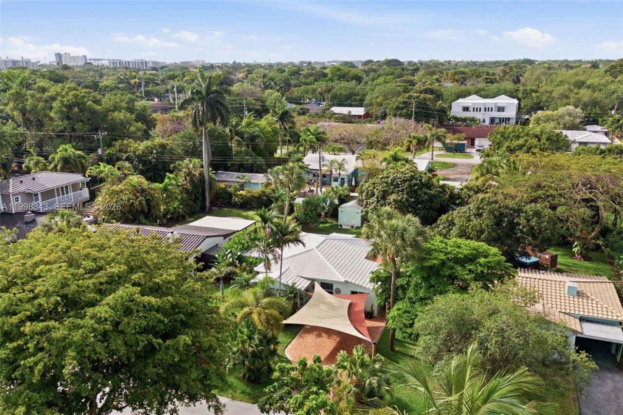 704 SW 14th St, Fort Lauderdale, FL 33315 Photo