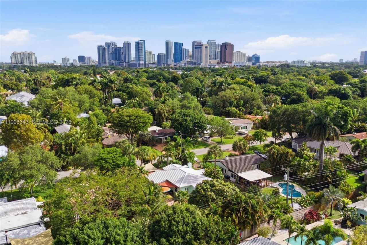 704 SW 14th St, Fort Lauderdale, FL 33315 Photo