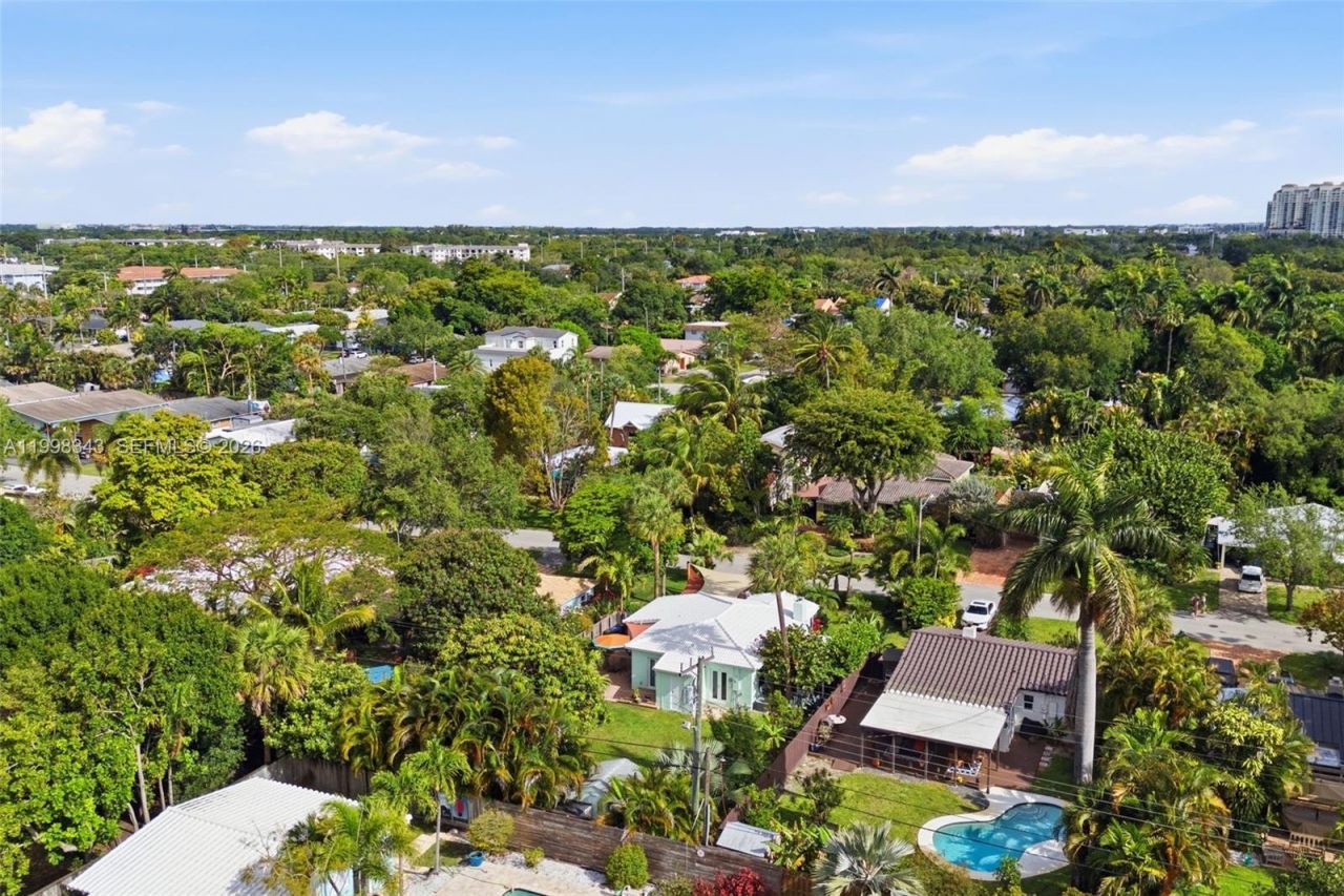 704 SW 14th St, Fort Lauderdale, FL 33315 Photo