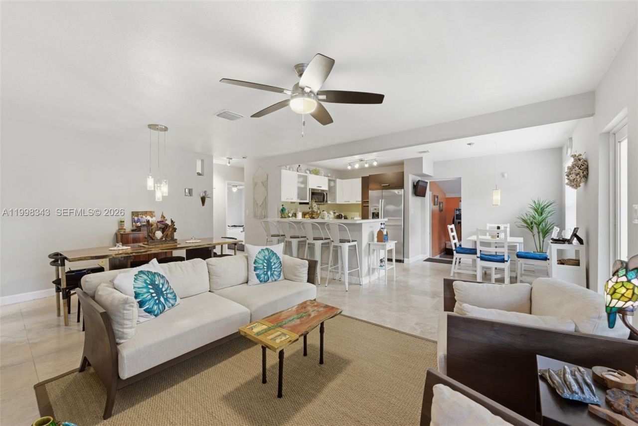 704 SW 14th St, Fort Lauderdale, FL 33315 Photo