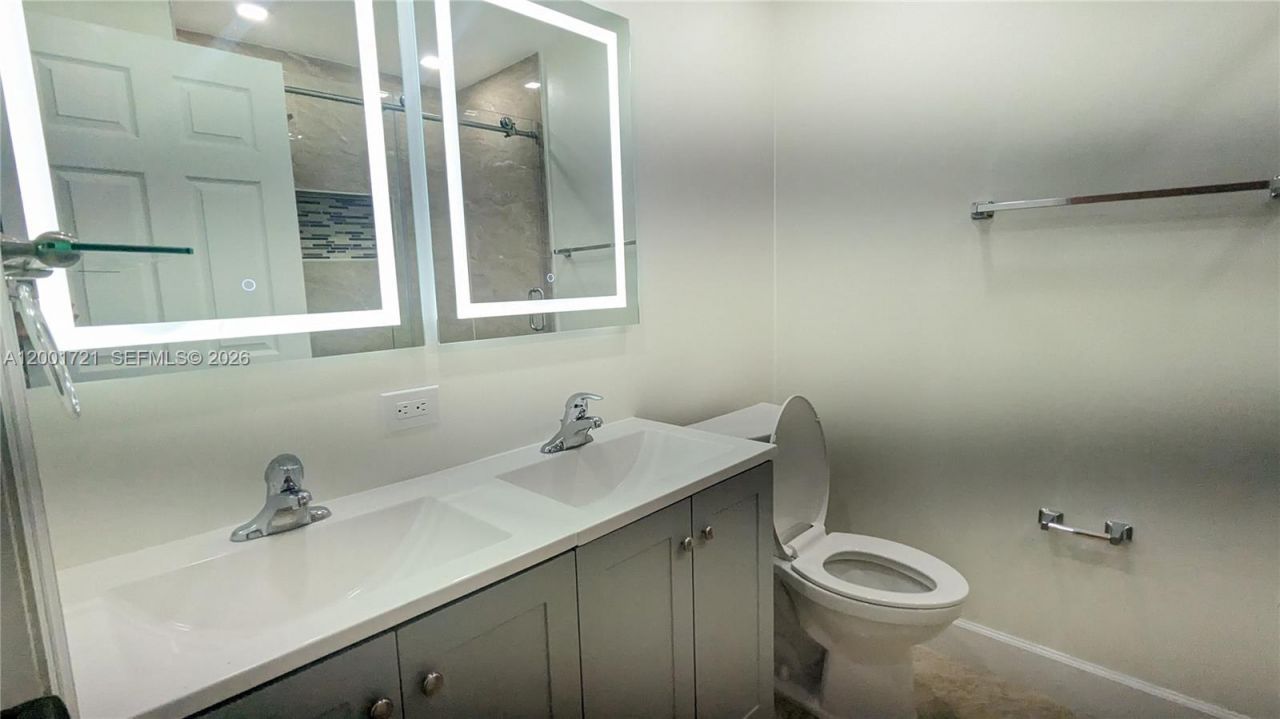 213 E Forest Oak Cir, Unit 213, Davie, FL 33325 Photo