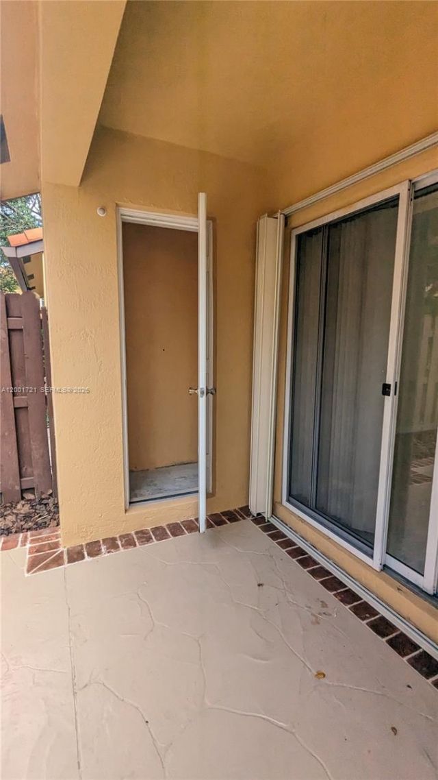 213 E Forest Oak Cir, Unit 213, Davie, FL 33325 Photo