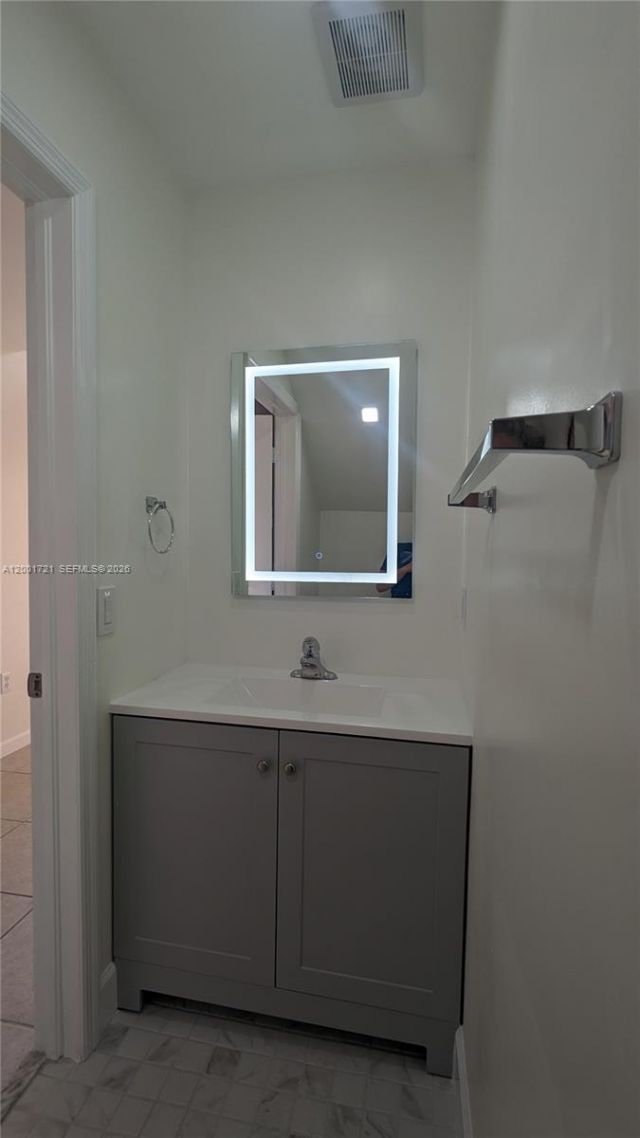 213 E Forest Oak Cir, Unit 213, Davie, FL 33325 Photo