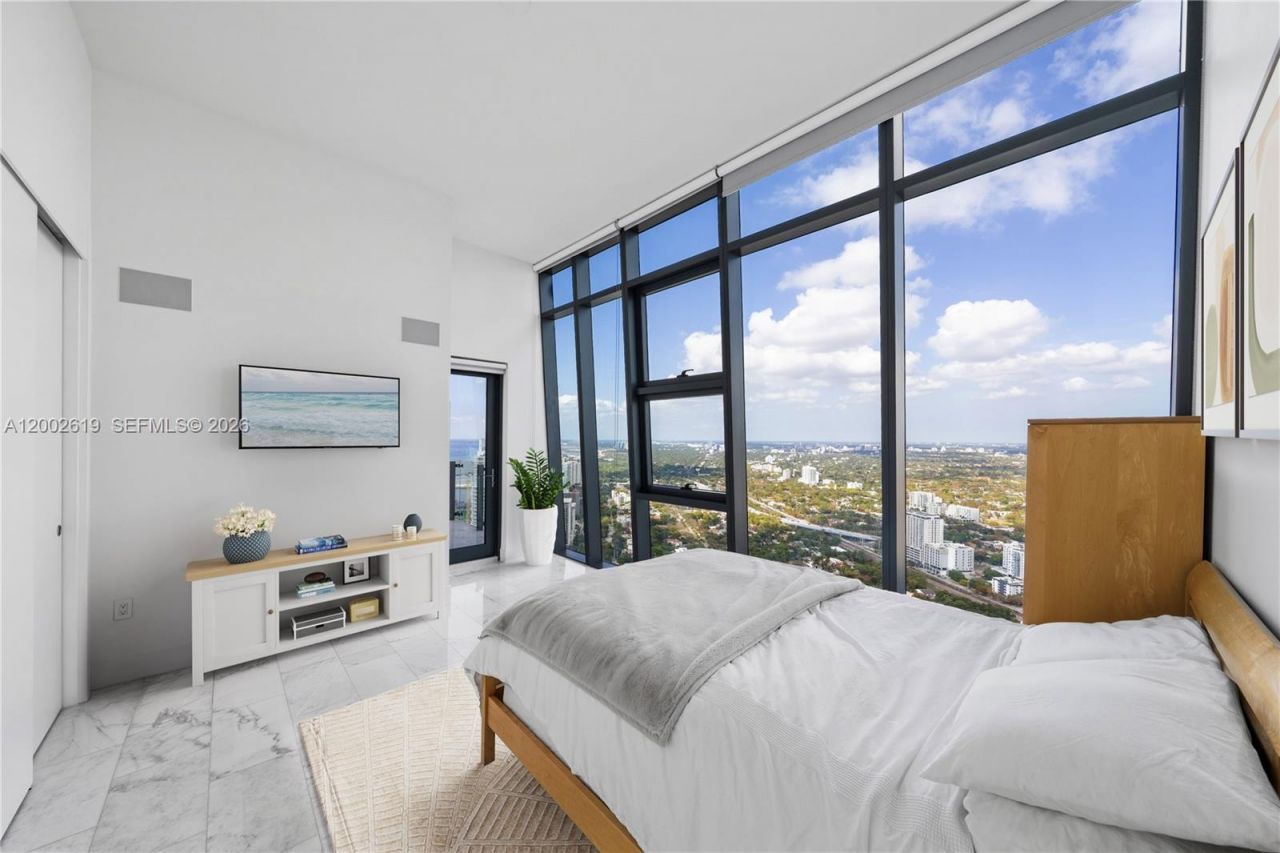 1451 Brickell Ave , Unit 5101, Miami, FL 33131 Photo