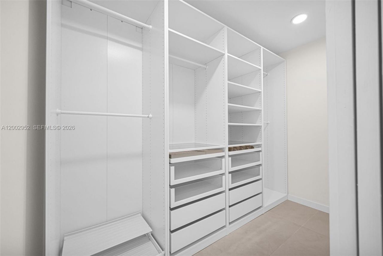 8405 SW 144th St, Palmetto Bay, FL 33158 Photo