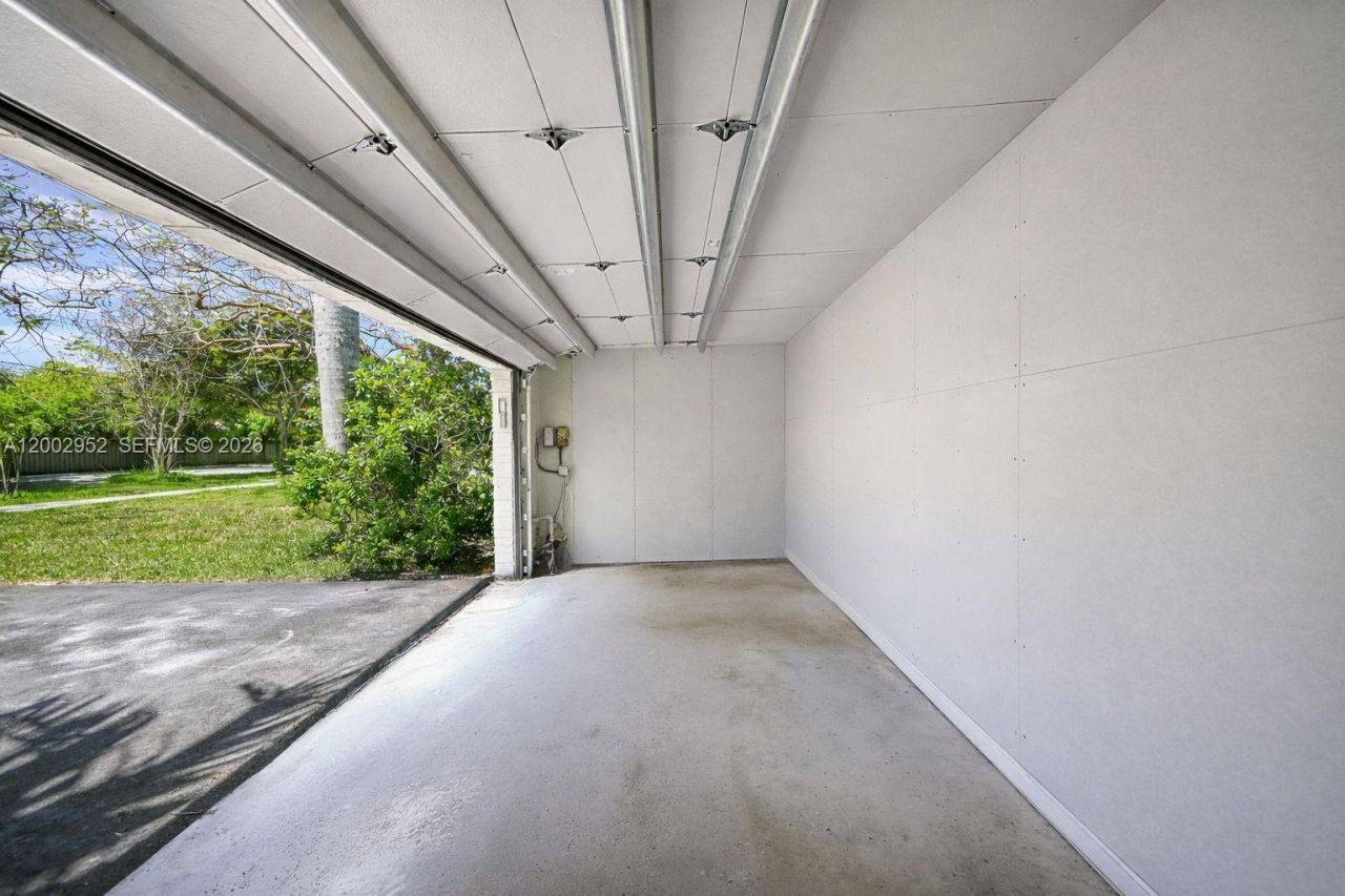 8405 SW 144th St, Palmetto Bay, FL 33158 Photo