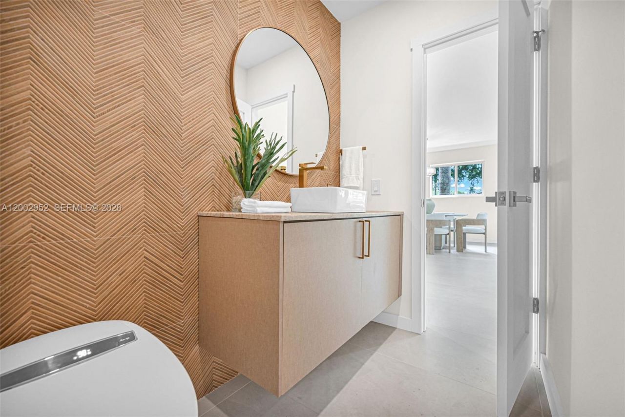 8405 SW 144th St, Palmetto Bay, FL 33158 Photo