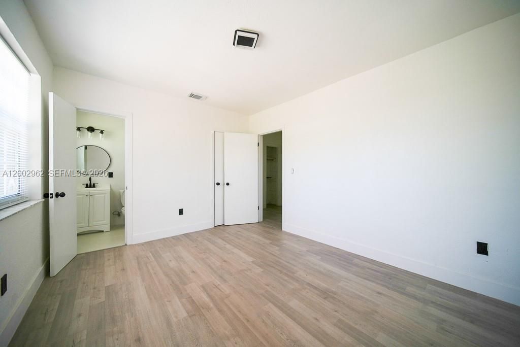 533 NE 67th St , Unit 533, Miami, FL 33138 Photo