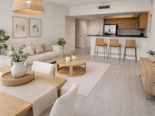 140 S Dixie Hwy , Unit 707, Hollywood, FL 33020